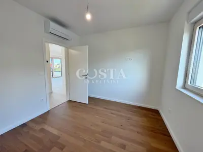 Wohnung 61,67 m², Sukošan - 2 Zimmer, Dachterrasse - 10