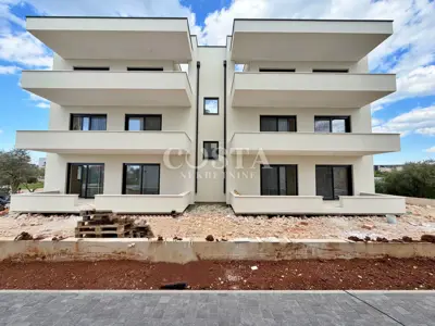 Wohnung 61,67 m², Sukošan - 2 Zimmer, Dachterrasse - 6