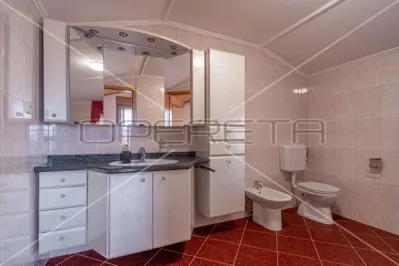House 332 m², Nova Veruda, quiet dead-end street and three apartments - 22