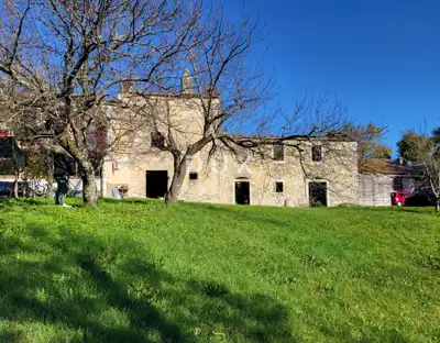 ISTRA, GROŽNJAN - Stone old house in an excellent location - 4
