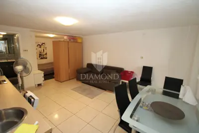 Haus zum Kauf in Crikvenica, 54 m² - 9