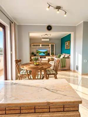 Haus 260 m², Svetvinčenat - zwei verbundene Häuser und Konoba - 8