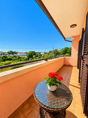Haus 260 m², Svetvinčenat - zwei verbundene Häuser und Konoba - 6