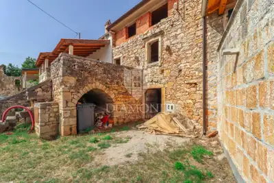 Reihenhaus, Poreč Umgebung - hervorragender Ort zur Adaptierung - 2