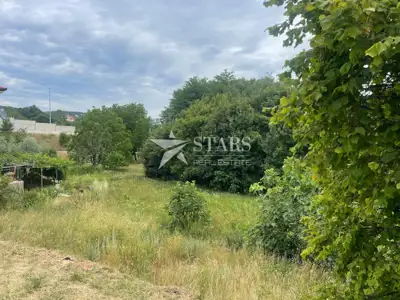 Građevinsko zemljište 1.124 m², Trinajstići - mirno okruženje