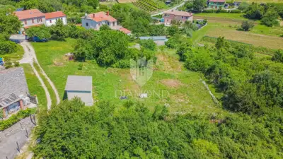 Bauland 702 m², Brtonigla - Projekt eines Hauses mit Pool - 4