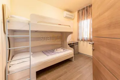 Stan 87 m², Medulin-Banjole, 3 spavaće sobe i terasa - 6