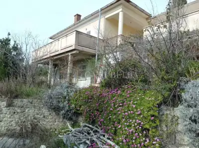 Kuća 225 m², Banjol na Rabu - 400 m od mora