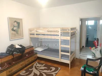 House for rent in Kaštel Lukšić, 240 m² - 13