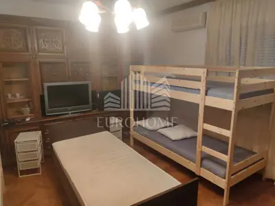 House for rent in Kaštel Lukšić, 240 m² - 5