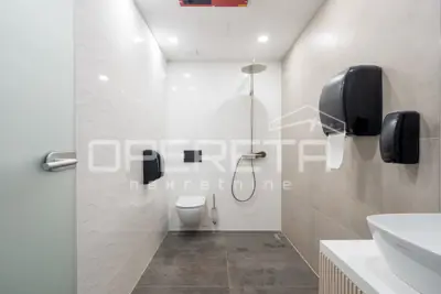 Commercial property for rent in Žitnjak, 1090 m² - 10