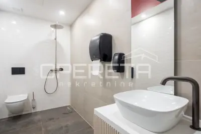 Commercial property for rent in Žitnjak, 1090 m² - 9