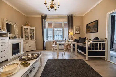 Stan 45 m², Donji grad, blizu Trga bana Jelačića - 2