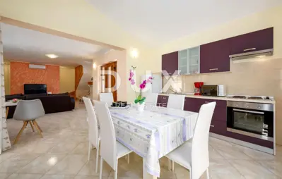 Haus 140 m², Sveti Lovreč - Pool und Terrasse - 17