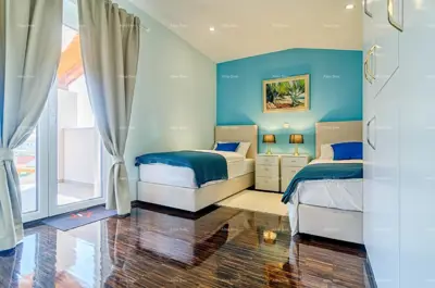House 226 m², Fažana by the sea, heated pool - 7