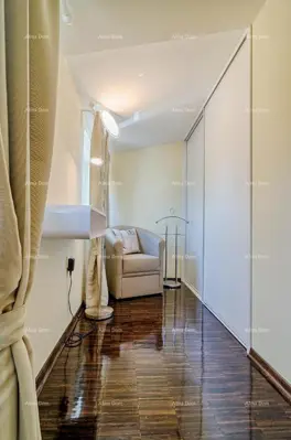 House 226 m², Fažana by the sea, heated pool - 20
