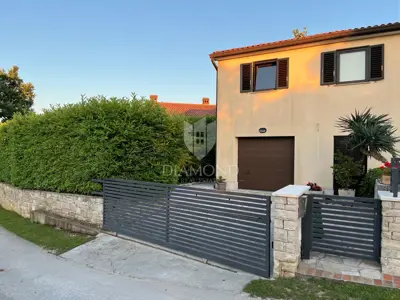 Kuća u Labinu, mirna lokacija blizu mora i garaža - 19