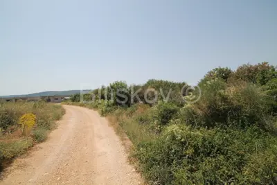 Trogir, Pantan, građevinsko zemljište 5.090 m². - 3