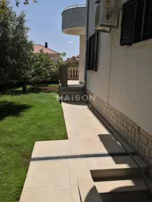 Stan 71 m², Novi Vinodolski - mirna ulica i terasa - 8