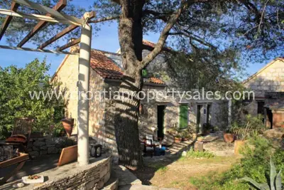 House, Otok Vis, 300 m², 1 050 000 € - 2