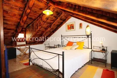 House, Otok Vis, 300 m², 1 050 000 € - 10