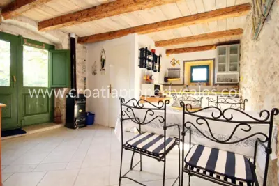 House, Otok Vis, 300 m², 1 050 000 € - 8