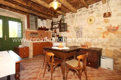 House, Otok Vis, 300 m², 1 050 000 € - 7