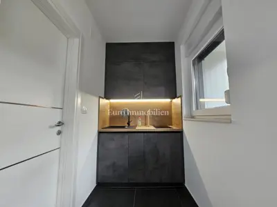 Kuća 198 m², Malinska - centar, garaža i okućnica - 22