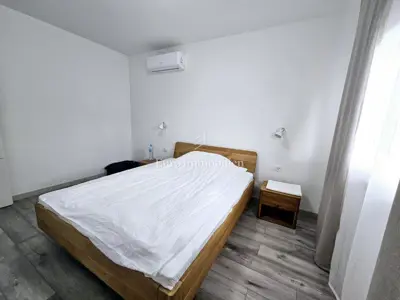 Kuća 198 m², Malinska - centar, garaža i okućnica - 21