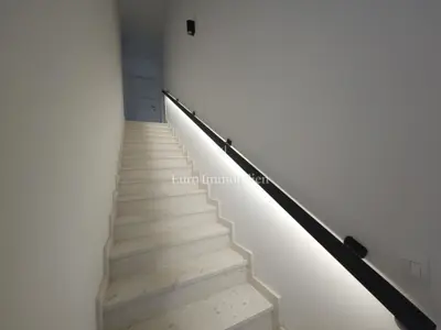 Kuća 198 m², Malinska - centar, garaža i okućnica - 15