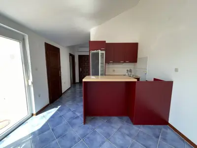Stan na atraktivnoj lokaciji s pogledom na more, medulin!