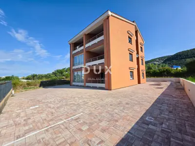 Wohnung 79,6 m², Banjol na Rabu - in der Nähe des Strandes und der Promenade
