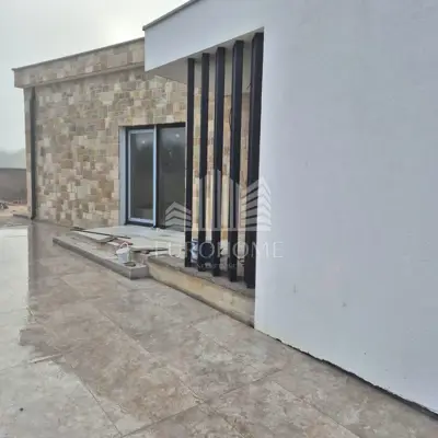 Kuća 145 m², Debeljak kod Sukošana, bazen i vrt - 6