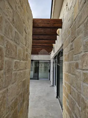 Kuća 145 m², Debeljak kod Sukošana, bazen i vrt - 5