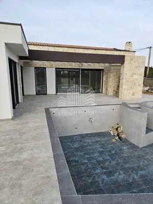 Kuća 145 m², Debeljak kod Sukošana, bazen i vrt - 3