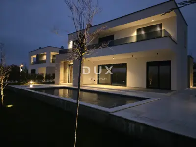 Villa 234 m², Poreč - sea view and heated pool - 5