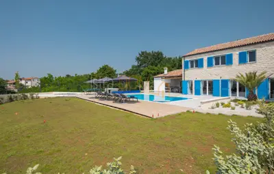 - Višnjan, lijepa katnica sa bazenom - - 3
