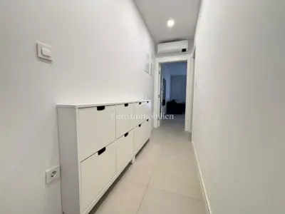 Apartment 66,80 m², Stara Novalja - sea view and two terraces - 19