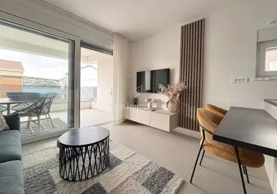 Apartment 66,80 m², Stara Novalja - sea view and two terraces