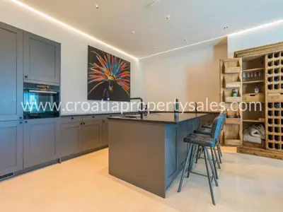 Kuća, Zadar, 310 m², 3 250 000 € - 7