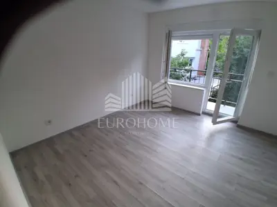 Kuća, Kustošija, tri stana i vanjsko parkirno mjesto - 7