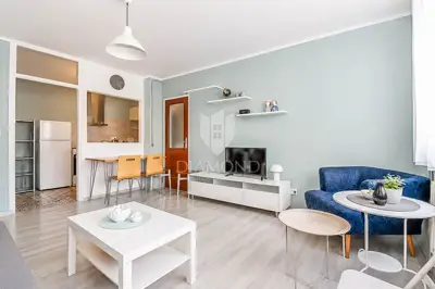 PRILIKA! Praktičan i funkcionalan stan u blizini mora, Pula - 3