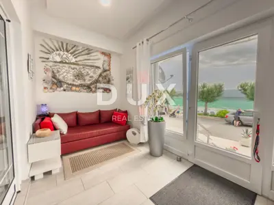 OTOK KRK, BAŠKA - Modern apartment first row to the sea! - 2