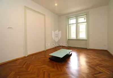 Stan 81 m², Rijeka Centar - renoviran i podjeljiv na dva stana - 2