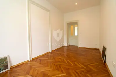 Stan 81 m², Rijeka Centar - renoviran i podjeljiv na dva stana - 6