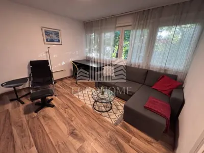 Stan 50 m², Folnegovićevo naselje - 3. kat, renoviran - 2