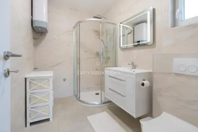 Apartment 139,8 m², Vir - 2 Zimmer und 2 Badezimmer - 16