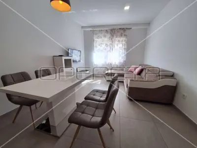 Haus 550 m², Jezera na Murteru, Pool und Gewerbefläche - 16