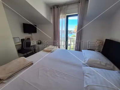 Haus 550 m², Jezera na Murteru, Pool und Gewerbefläche - 11