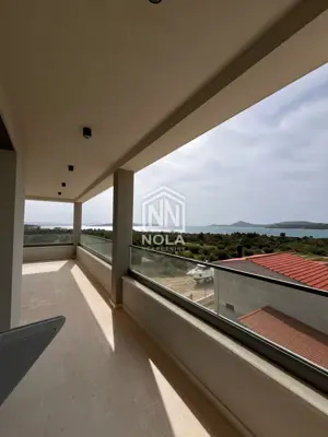 TRIBUNJ Wohnung mit Meerblick S5